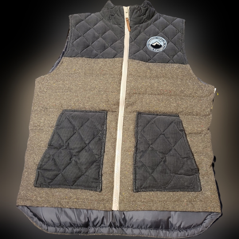 Like New Men’s VANS Down Vest, Size S